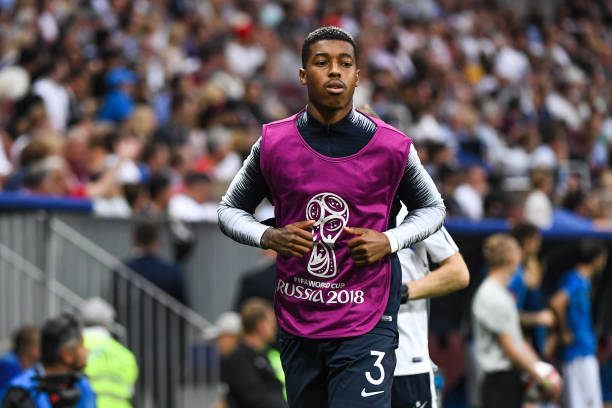 一位高层在 一位高层在